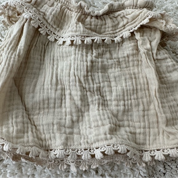 ‼️SOLD‼️ Rylee & Cru Ruffle Top - Picture 2 of 4